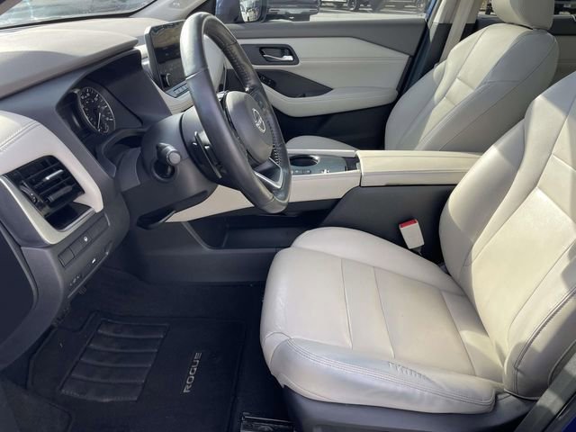 Used 2023 Nissan Rogue SL w/ SL Premium Package image 18