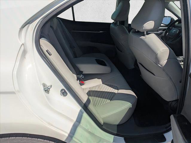Used 2022 Toyota Camry SE image 16
