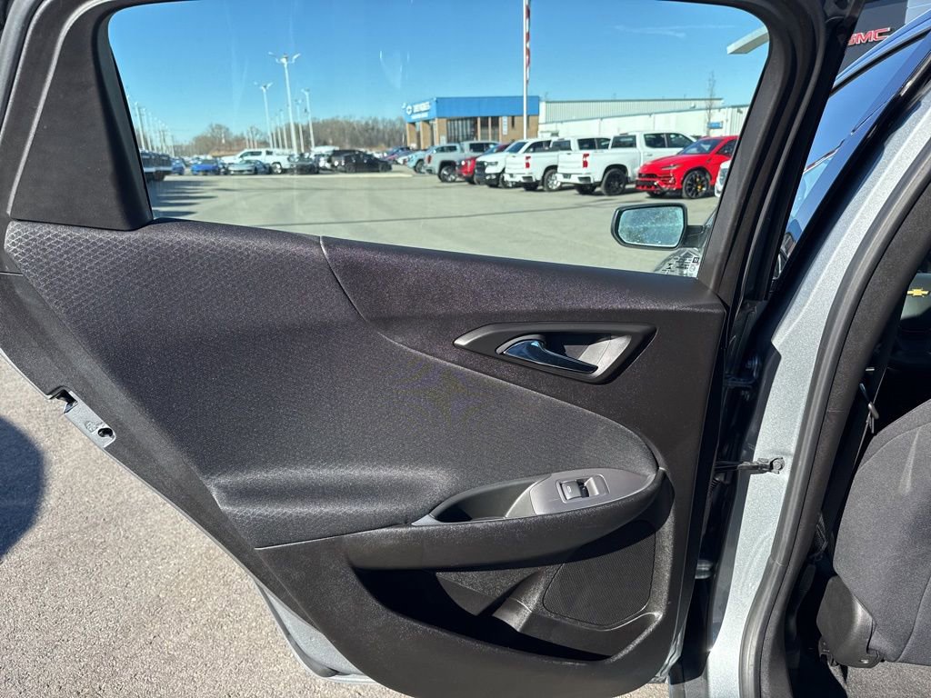 Used 2024 Chevrolet Malibu LT image 27