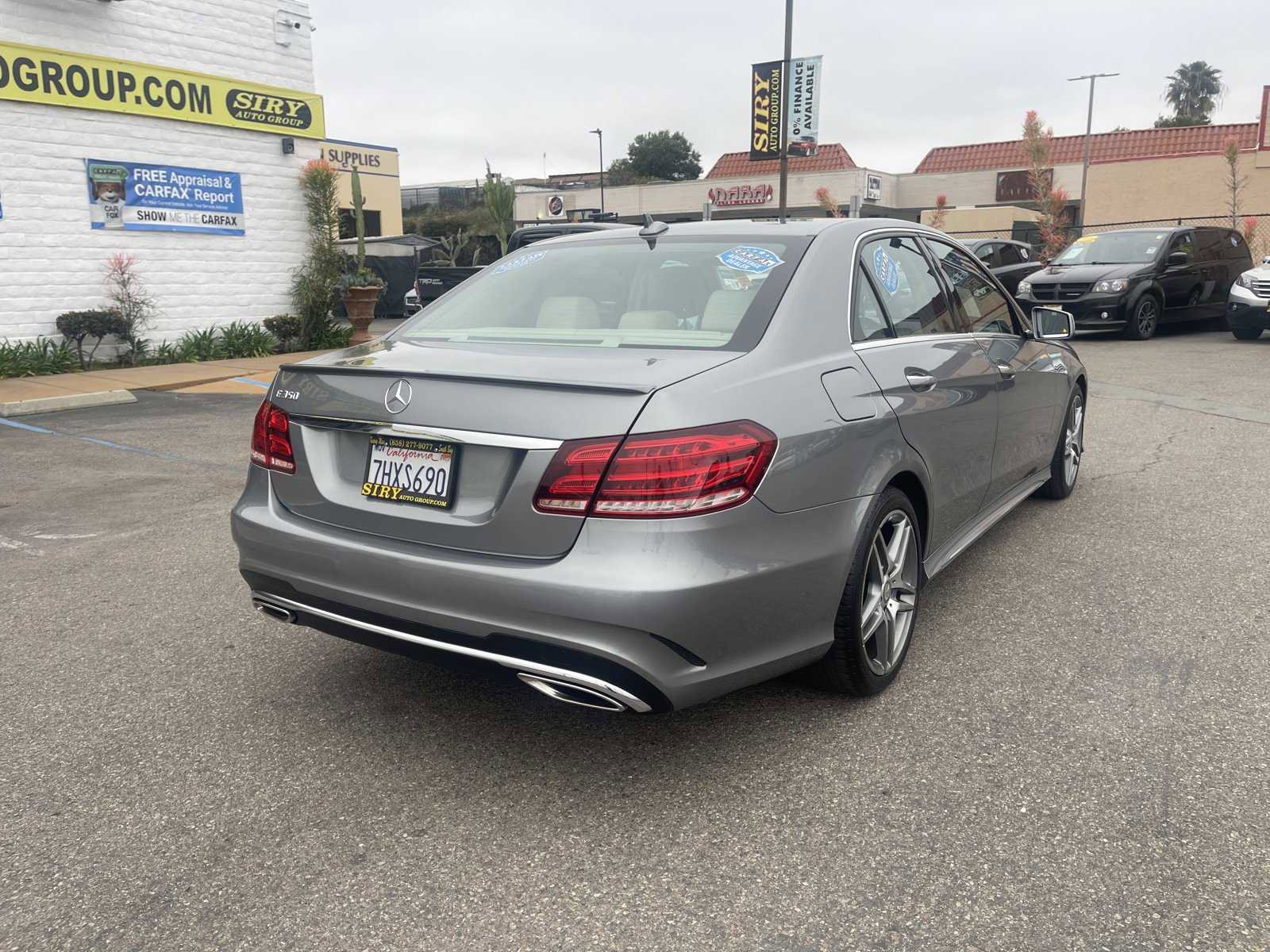 Used 2015 Mercedes-Benz E 350 Sedan image 3