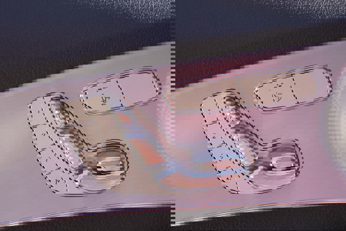 Used 2020 Mercedes-Benz C 300 Sedan image 25