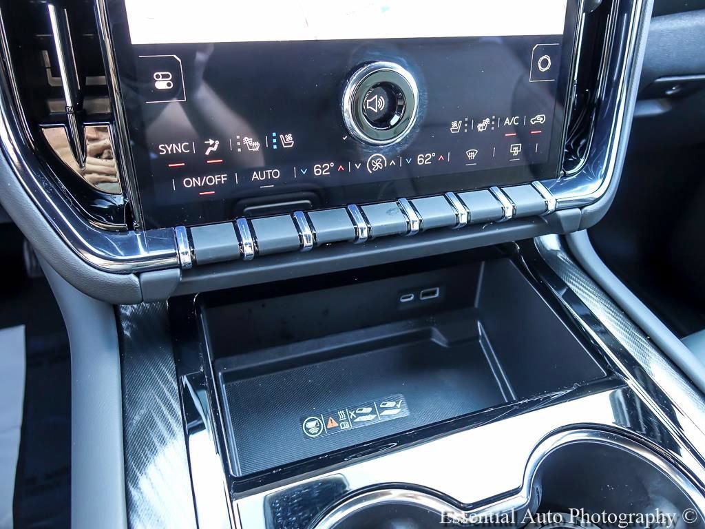 Used 2026 GMC Yukon AT4 AWD/4WD image 25