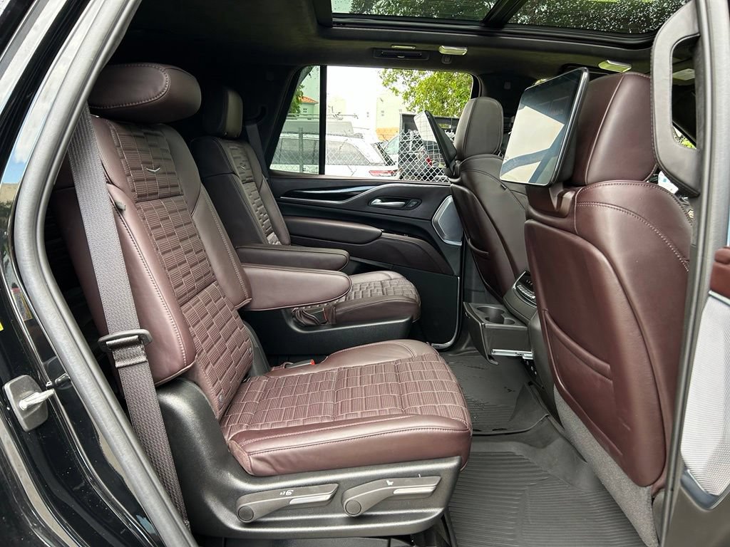 Used 2024 Cadillac Escalade Sport Platinum AWD/4WD image 49