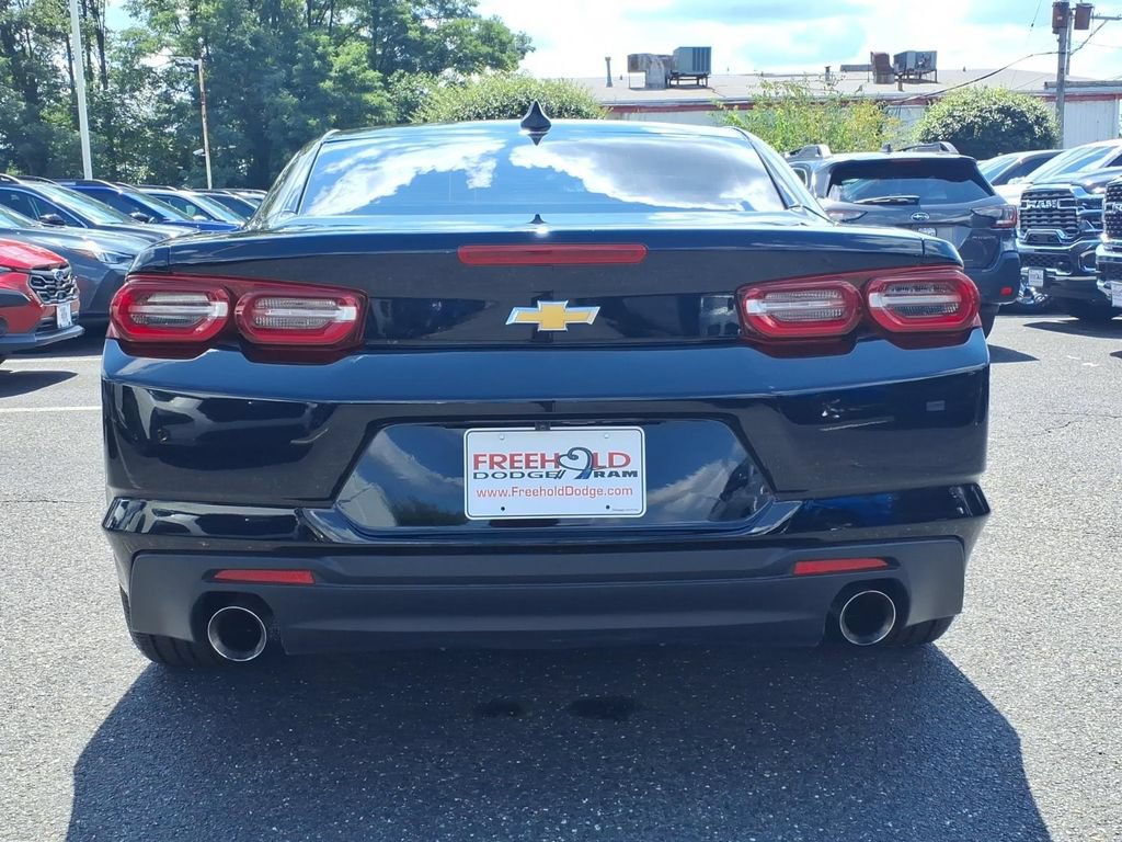 Used 2023 Chevrolet Camaro LT w/ Technology Package RWD image 19