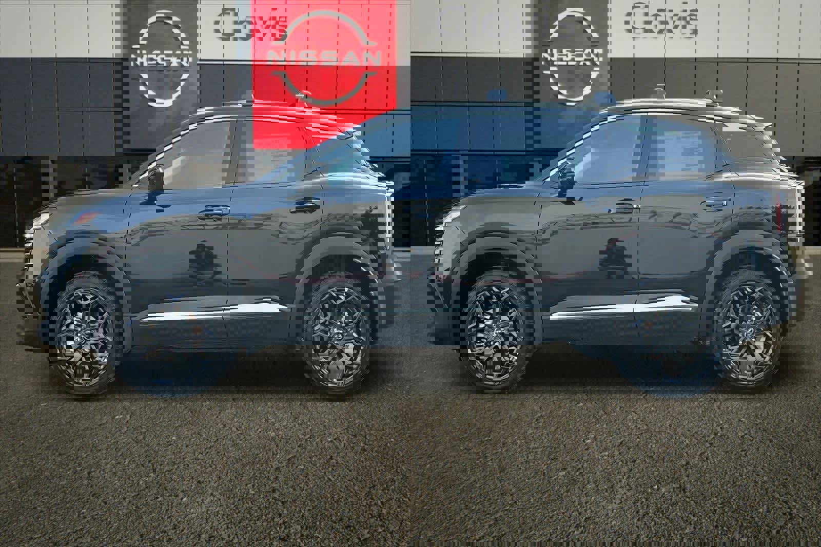 New 2026 Nissan Kicks SR w/ Illumination Package image 6