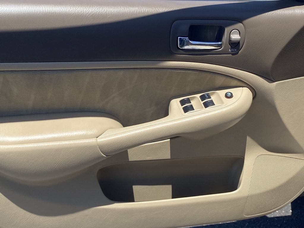Used 2003 Honda Civic LX image 21