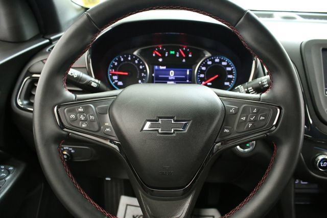 Used 2023 Chevrolet Equinox RS AWD/4WD image 13