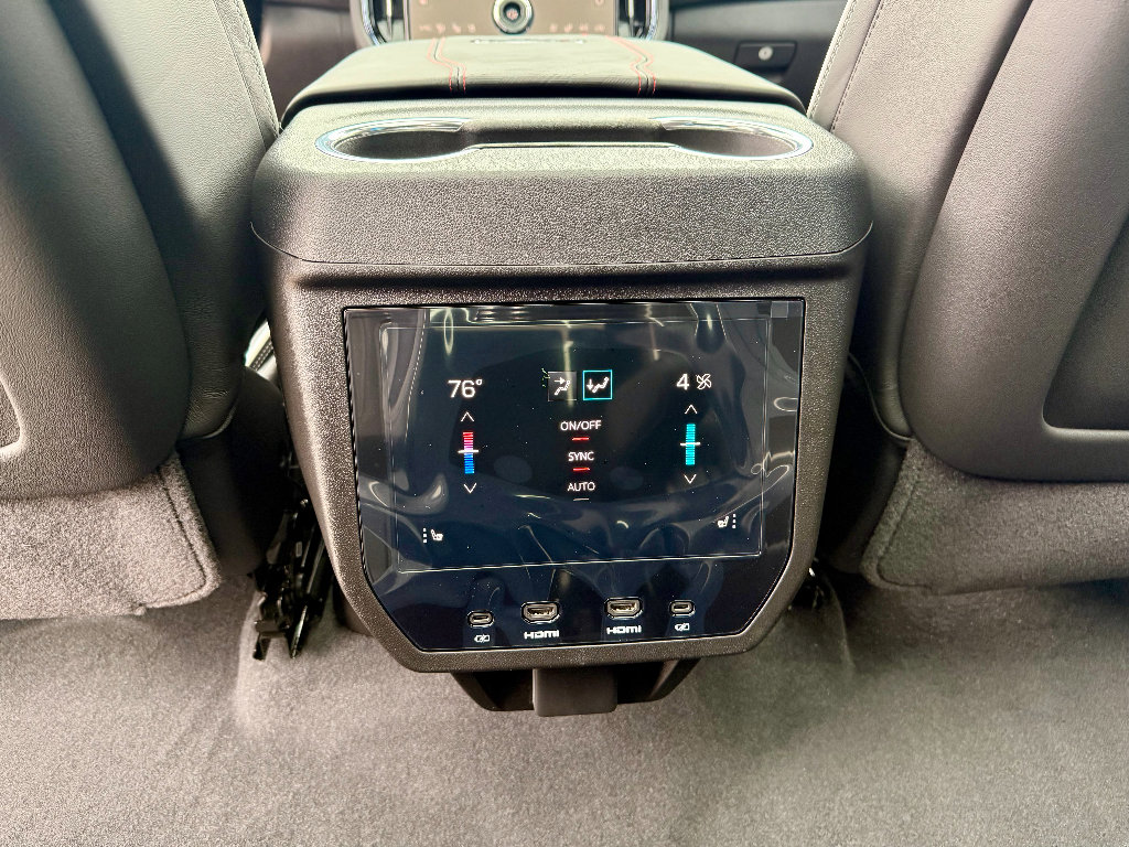 New 2026 GMC Yukon XL AT4 Ultimate image 28