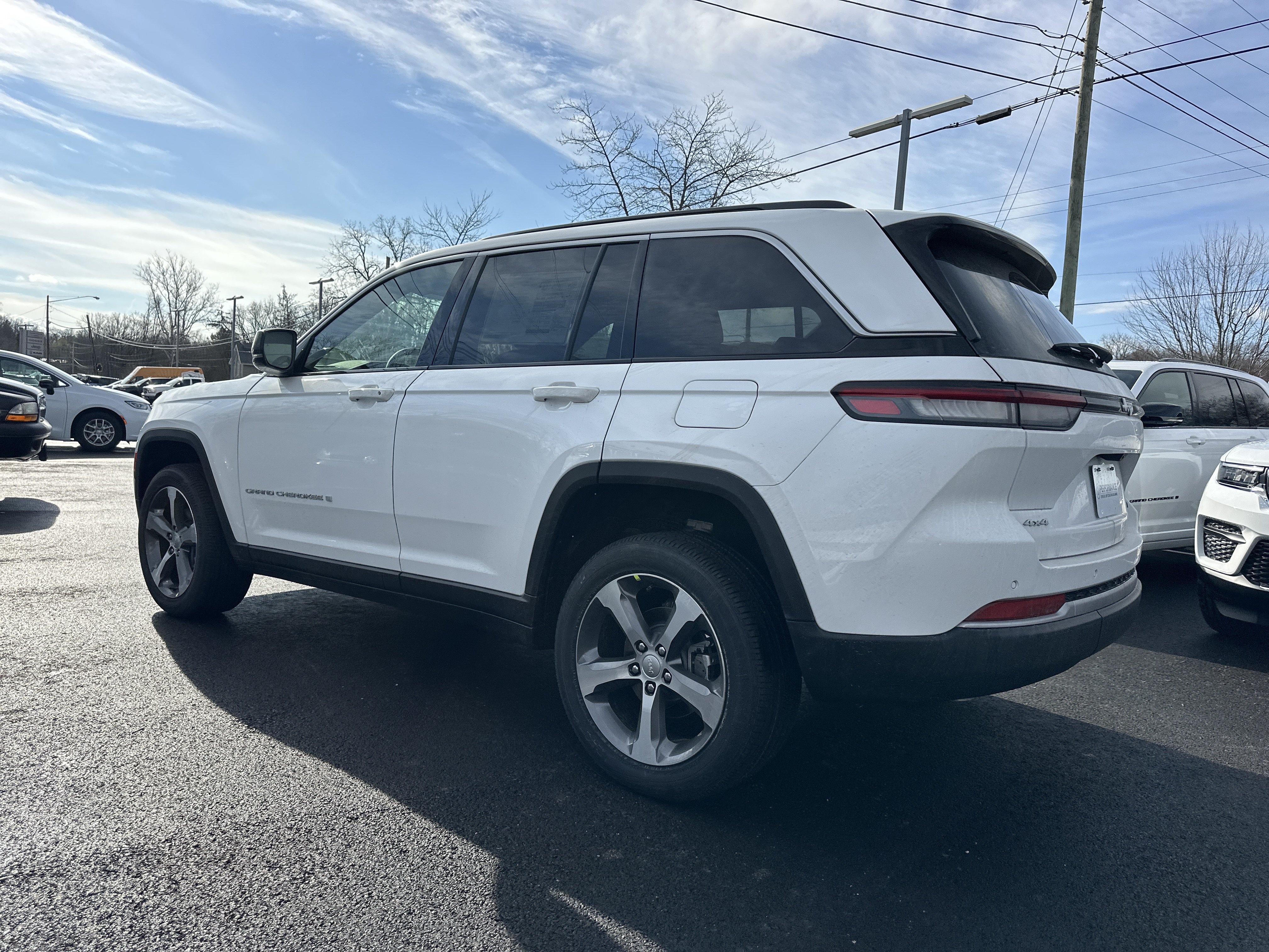 New 2026 Jeep Grand Cherokee Limited AWD/4WD image 23