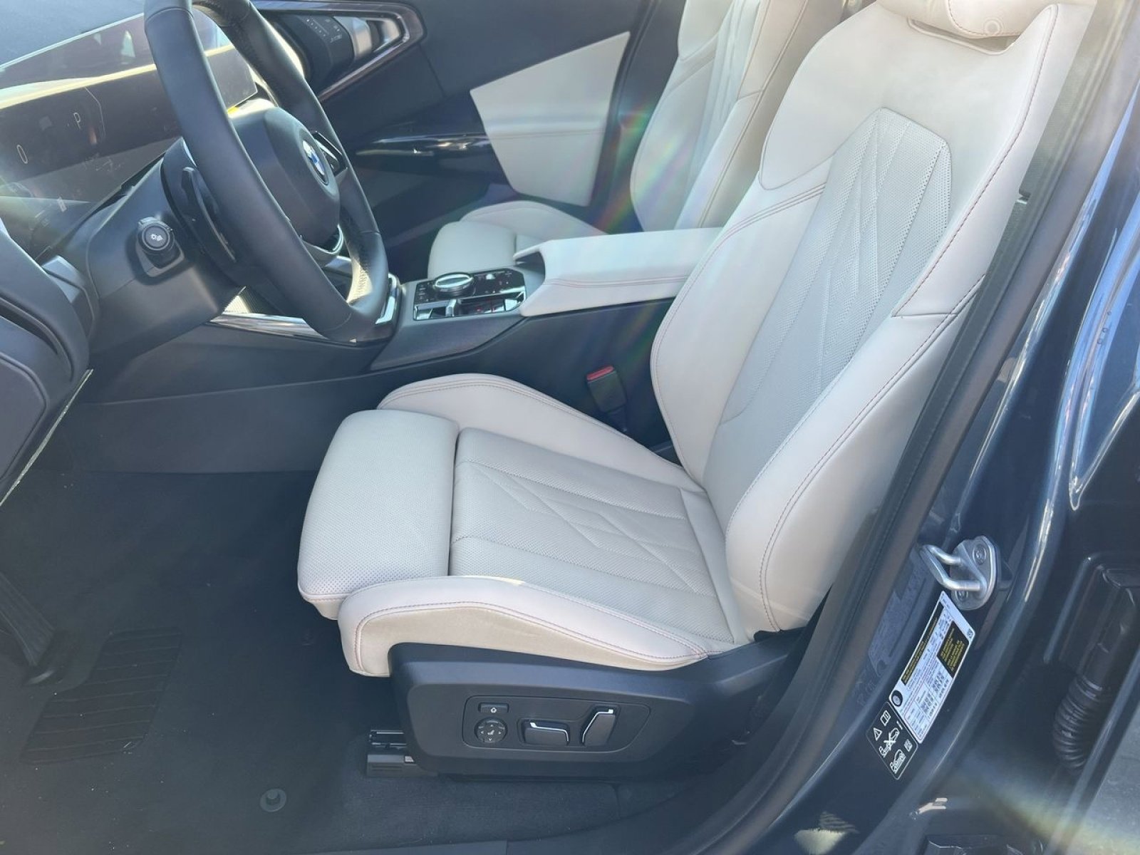 New 2026 BMW X3 xDrive30 w/ Premium Package image 10