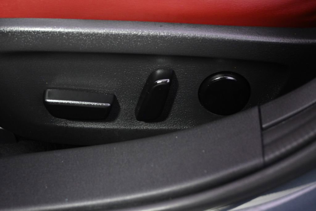 Used 2025 MAZDA MAZDA3 Carbon AWD/4WD image 14