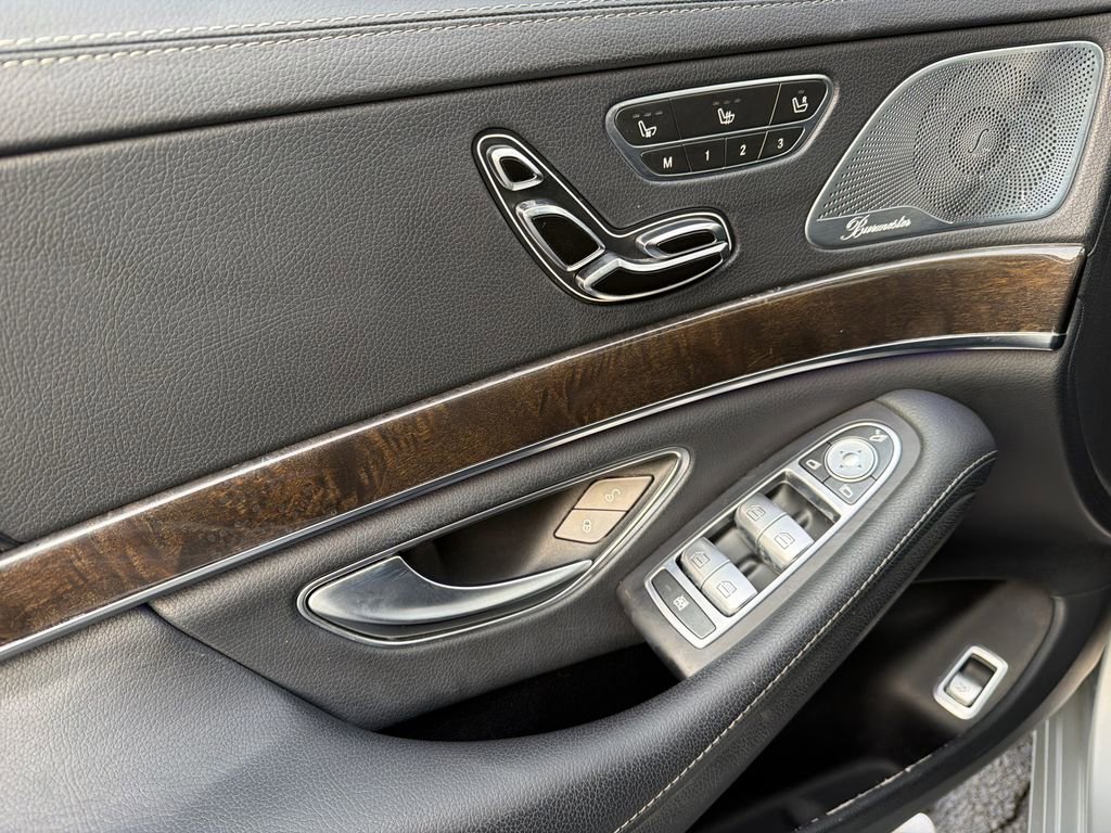 Used 2015 Mercedes-Benz S 550 Sedan w/ Premium 1 Package image 33
