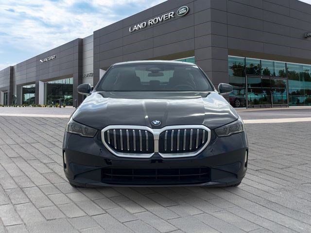 Used 2026 BMW 530i xDrive AWD/4WD image 8