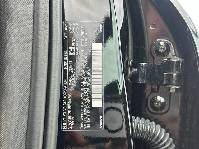 Certified 2023 Volvo S60 B5 Ultimate w/ Climate Package FWD image 33