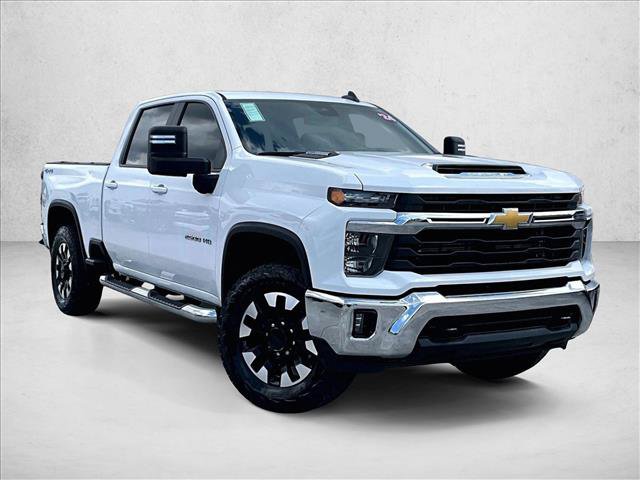 Used 2024 Chevrolet Silverado 2500 LT w/ Convenience Package AWD/4WD image 12