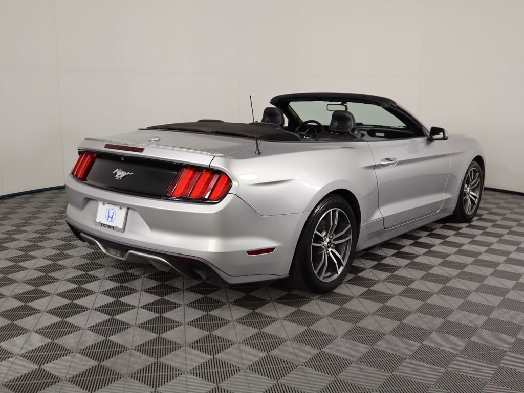 Used 2016 Ford Mustang Premium image 5