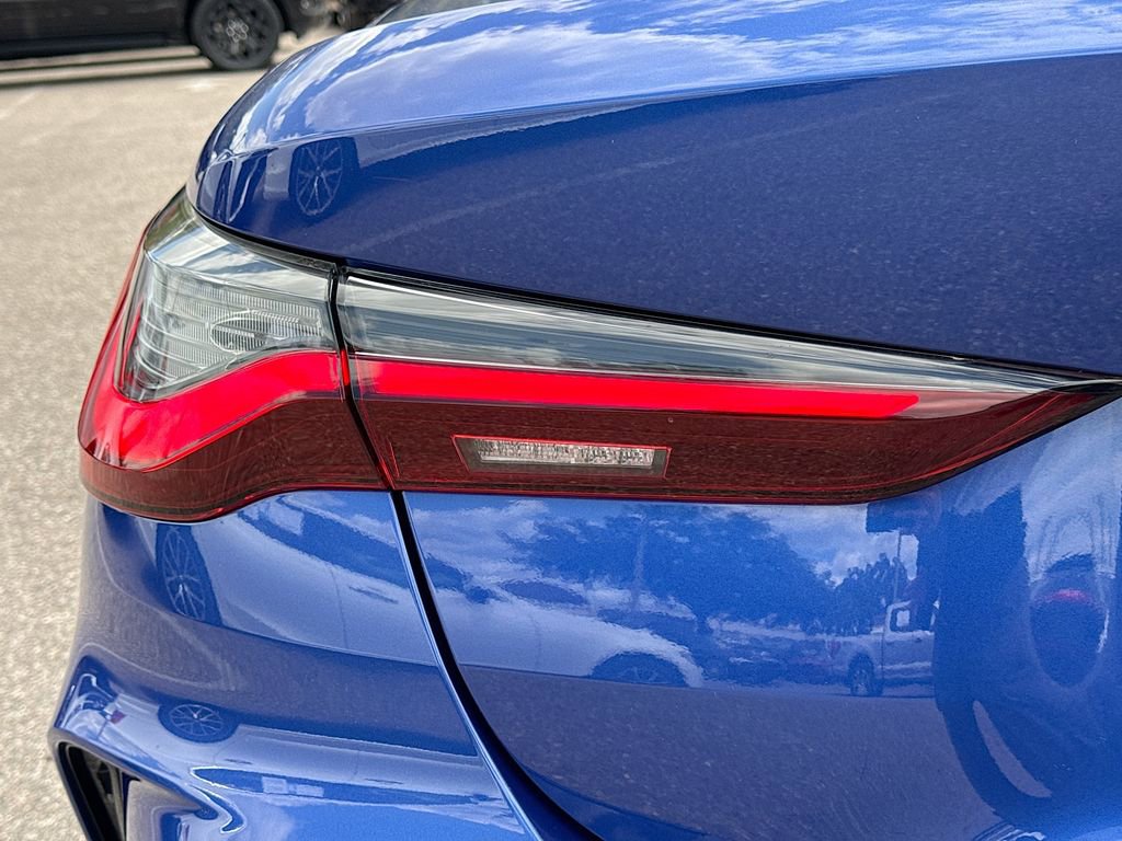 Used 2023 BMW 430i Convertible w/ M Sport Package image 10