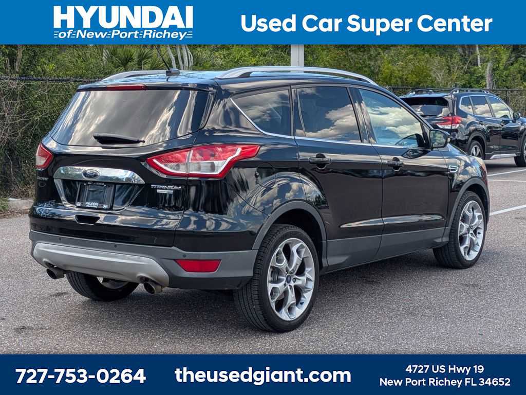 Used 2016 Ford Escape Titanium w/ Equipment Group 301A AWD/4WD image 5