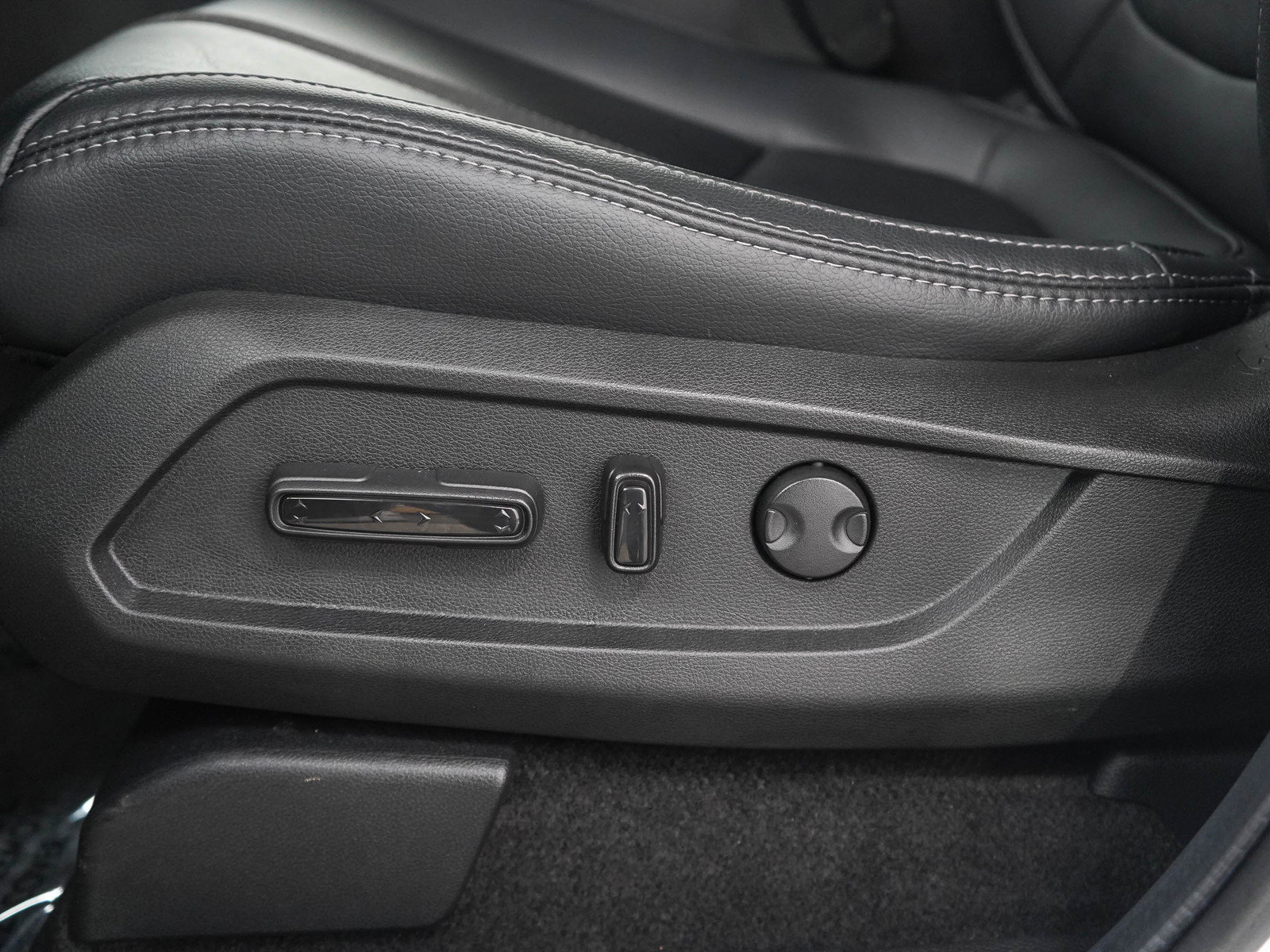 Used 2025 Honda Pilot Touring image 28