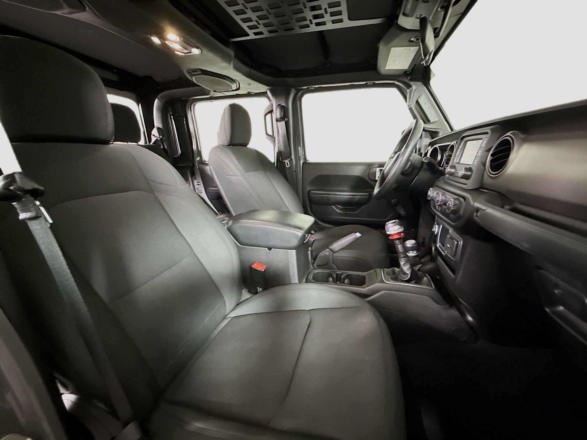 Used 2021 Jeep Gladiator Sport image 29