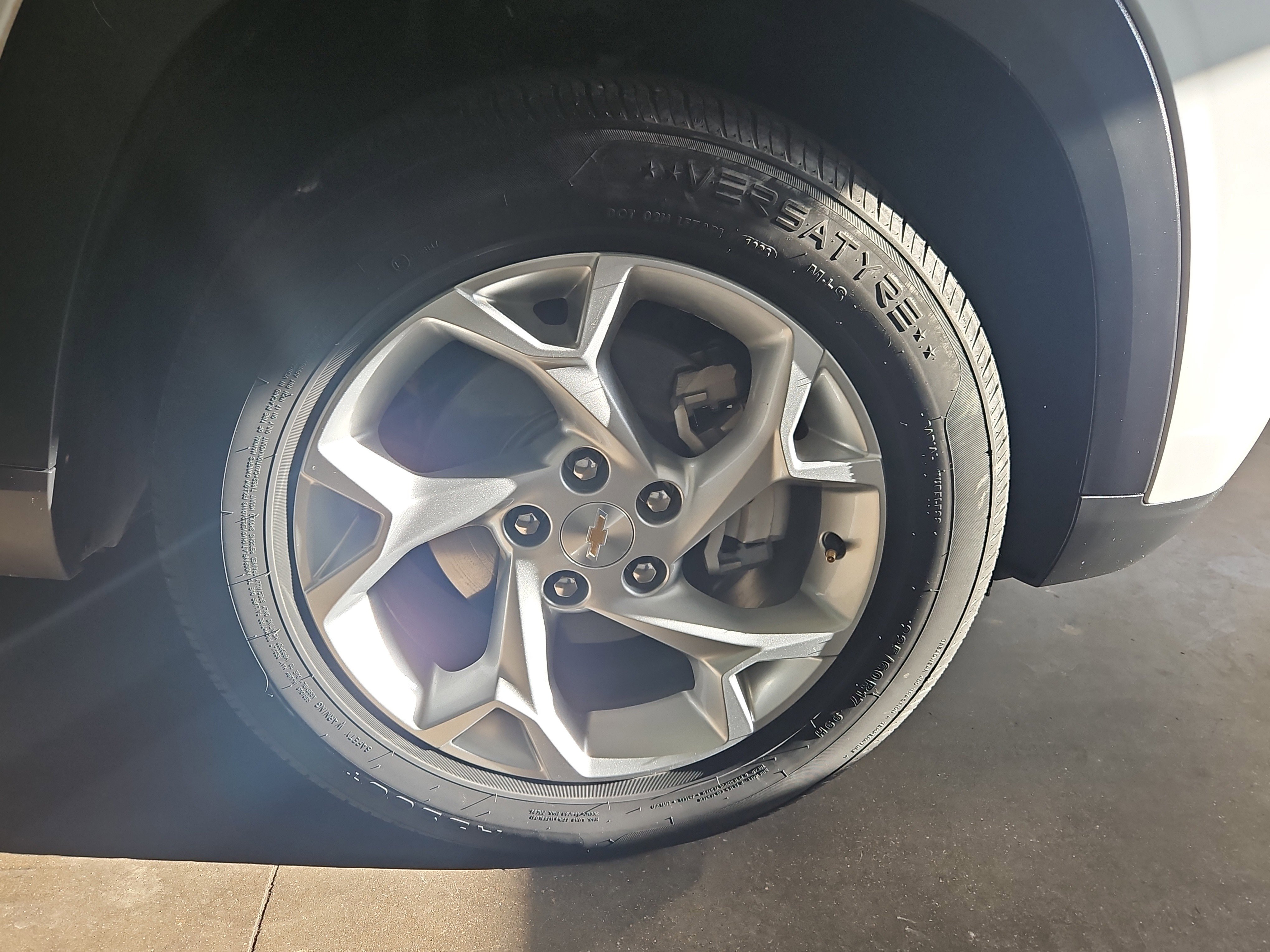 Used 2024 Chevrolet Trax LS w/ LS Convenience Package FWD image 20