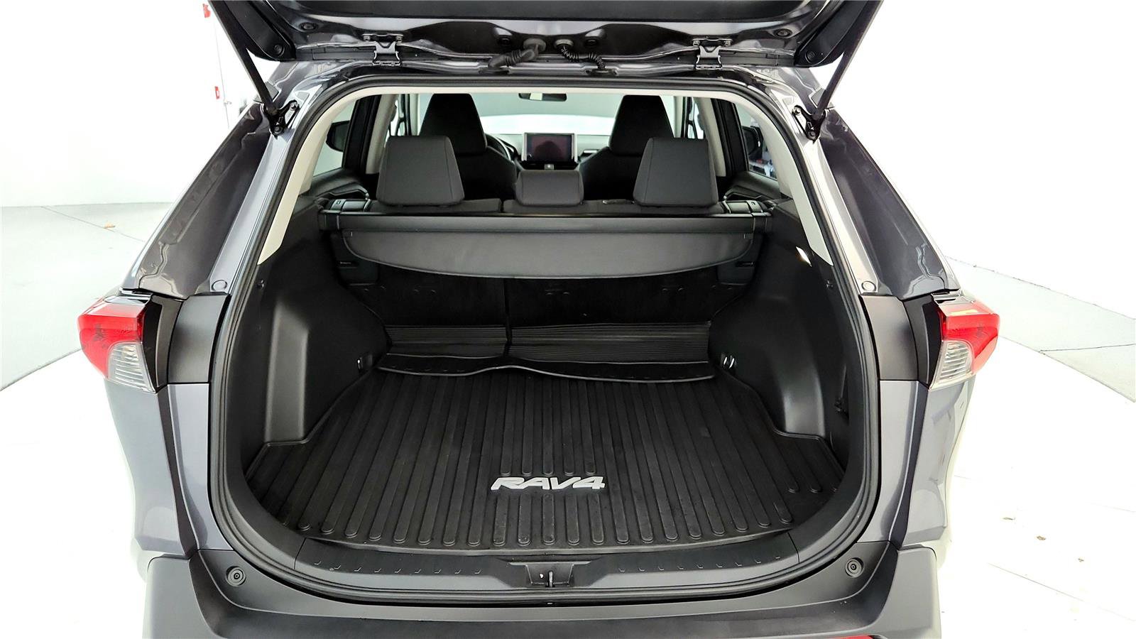 Certified 2024 Toyota RAV4 LE image 24