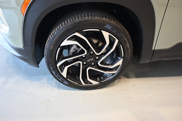 Certified 2024 Chevrolet TrailBlazer RS w/ Convenience Package AWD/4WD image 30