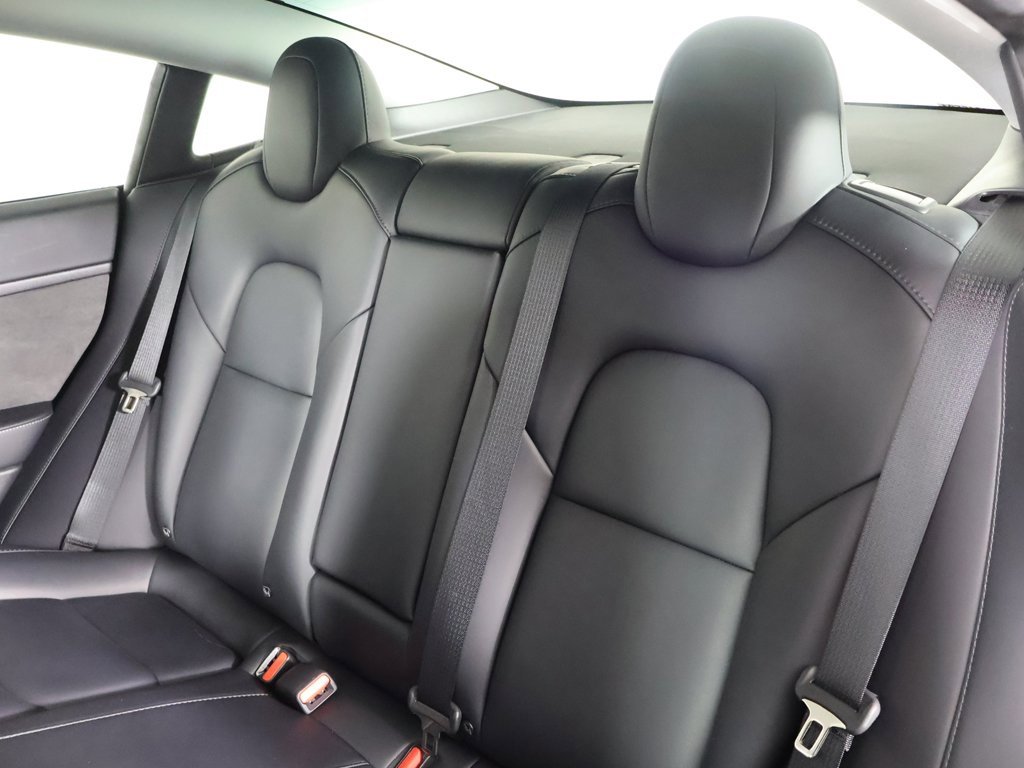 Used 2023 Tesla Model 3 Standard Range image 30