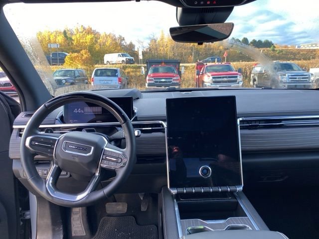 Used 2024 GMC Sierra EV Denali image 32