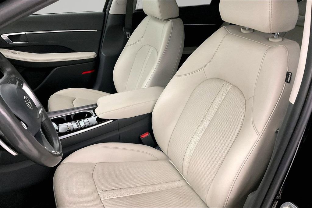 Used 2021 Hyundai Sonata Limited w/ Cargo Package FWD image 18