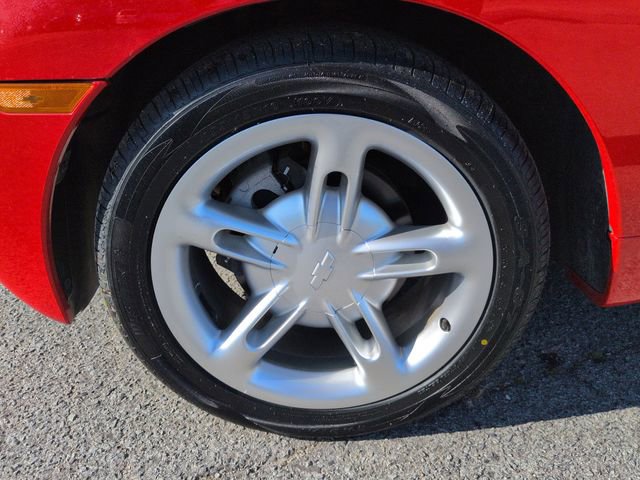 Used 2003 Chevrolet SSR w/ Preferred Equipment Group RWD image 10
