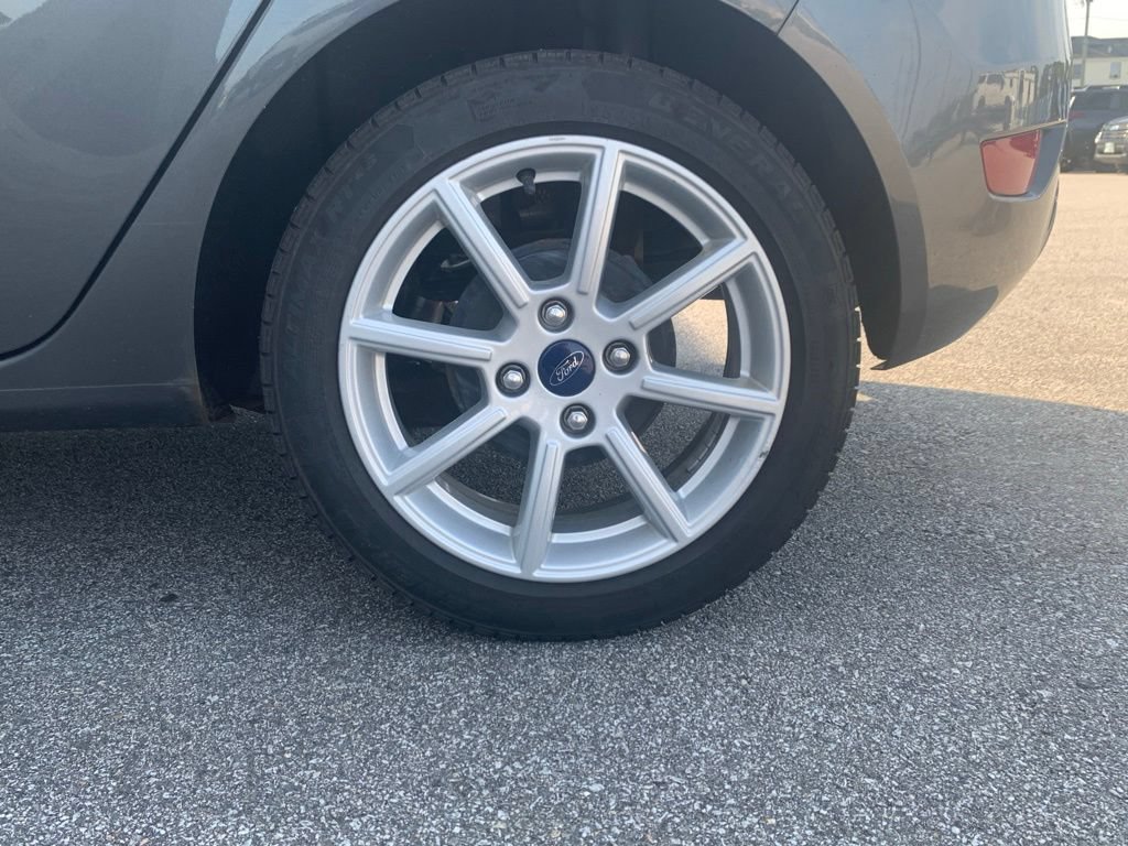 Used 2018 Ford Fiesta SE w/ Equipment Group 201A FWD image 26