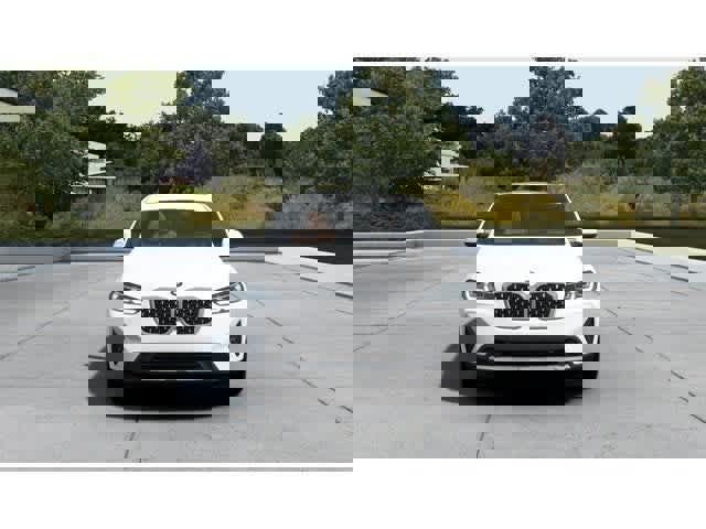 New 2025 BMW X4 xDrive30i w/ Convenience Package image 3