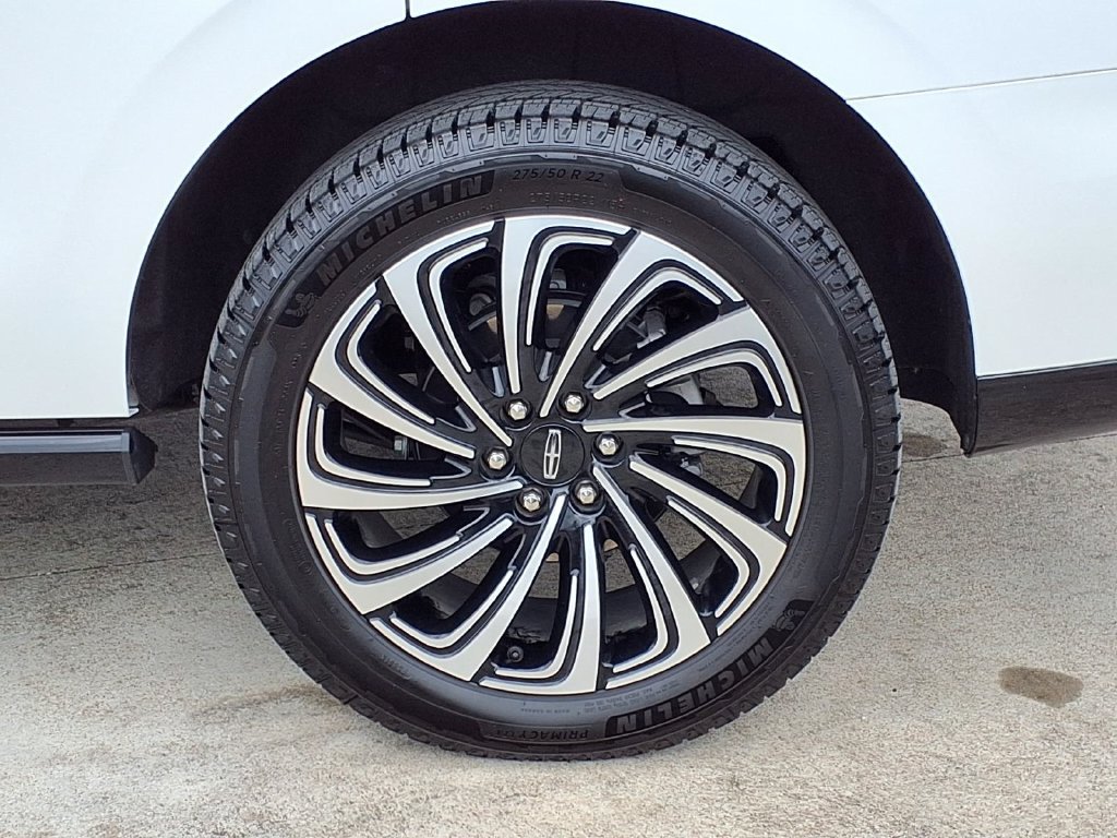 Used 2026 Lincoln Navigator Black Label AWD/4WD image 26