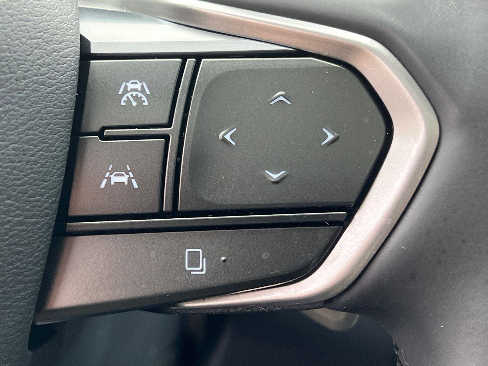 Certified 2023 Lexus RZ 450e Premium w/ Accessory Package (Z1) image 27