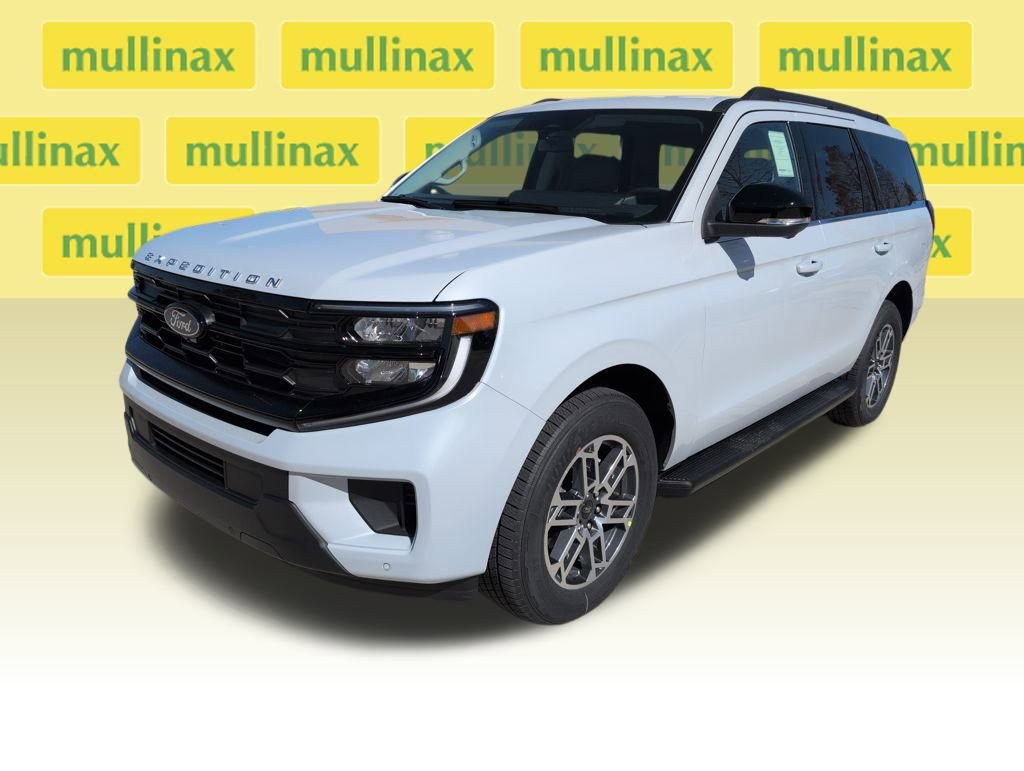New 2026 Ford Expedition Active image 12