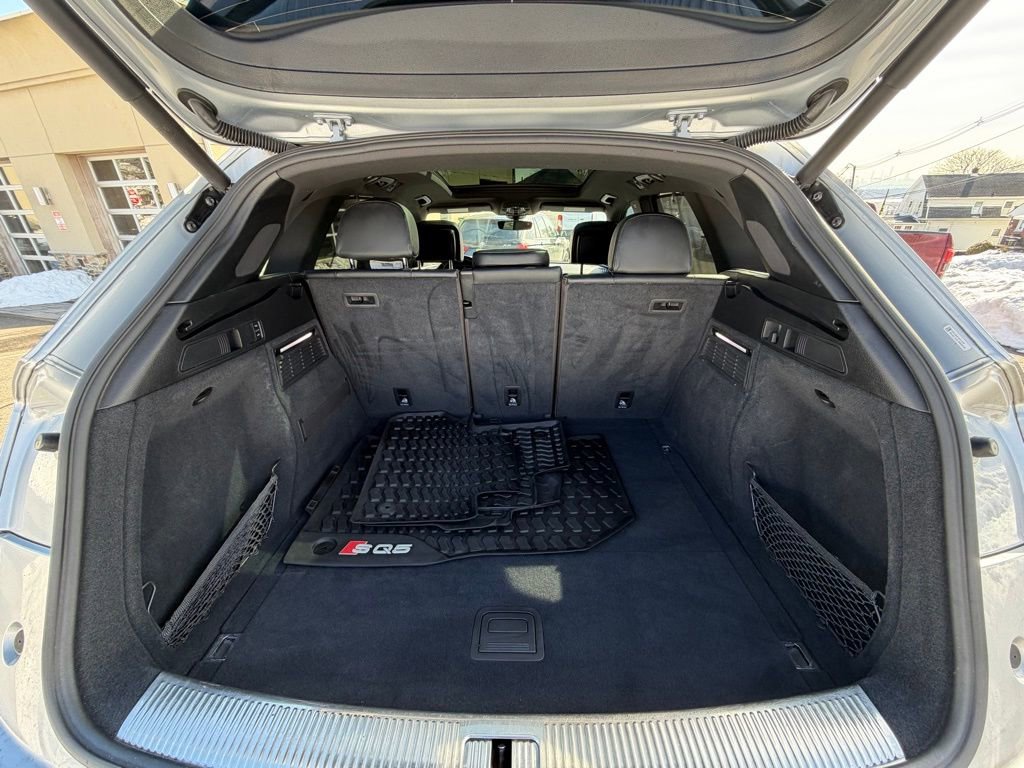 Used 2019 Audi SQ5 Prestige w/ Prestige Package image 28