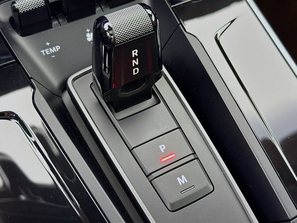 Certified 2025 Porsche 911 Carrera S image 23