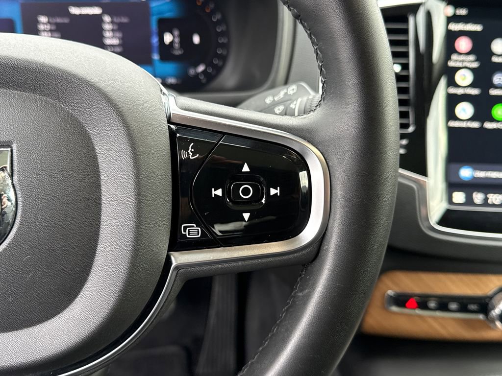 Used 2024 Volvo XC90 B5 Plus w/ Protection Package Premier AWD/4WD image 16
