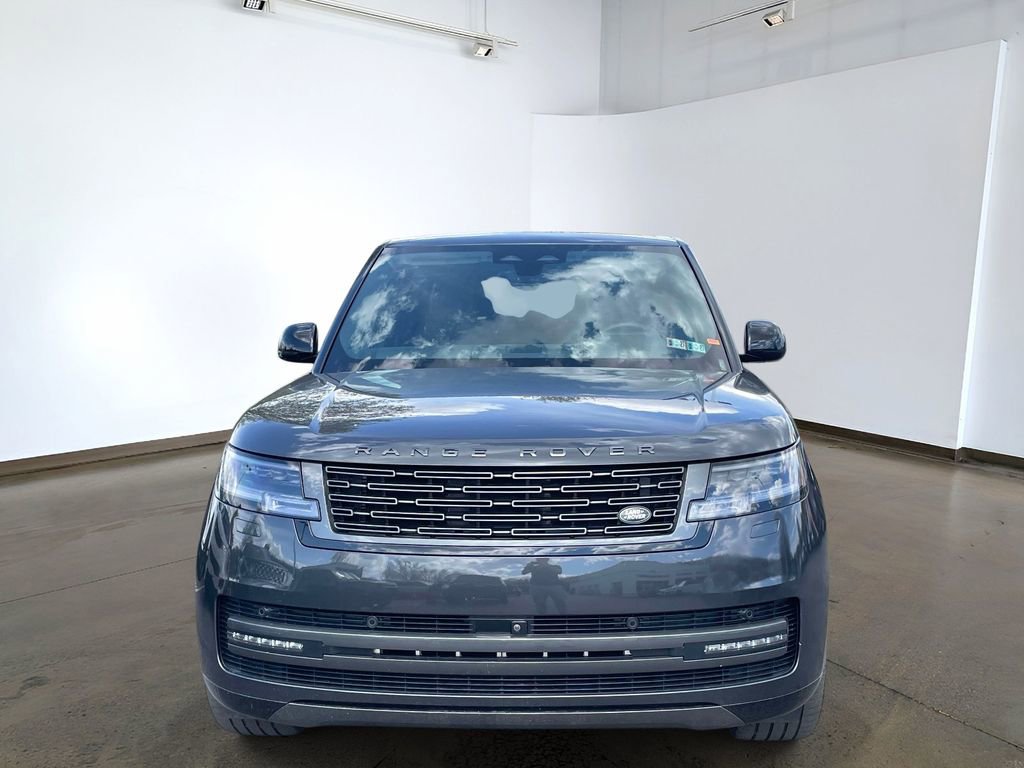 Used 2024 Land Rover Range Rover Long Wheelbase SE AWD/4WD image 2