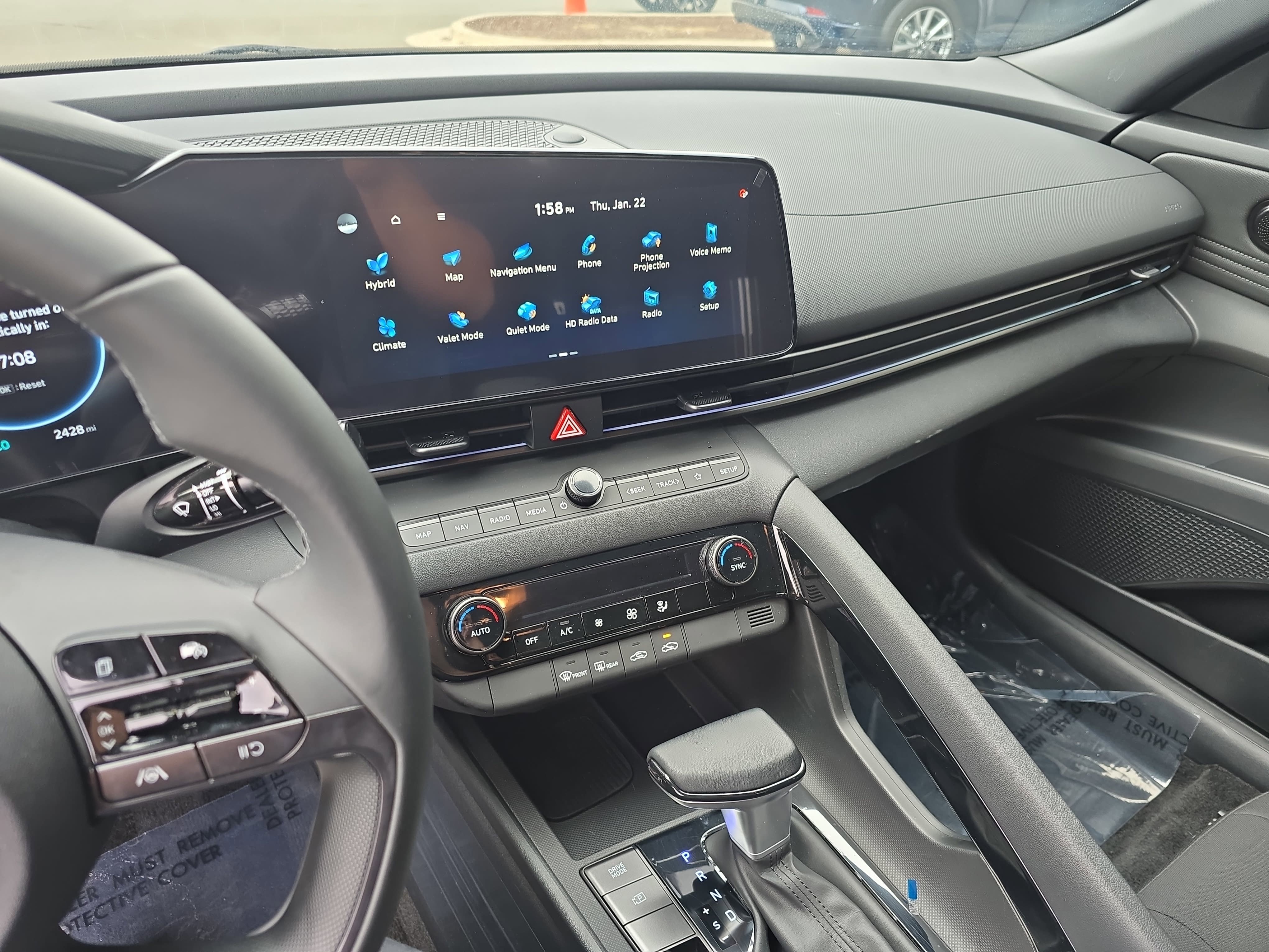 Certified 2025 Hyundai Elantra SEL FWD image 20