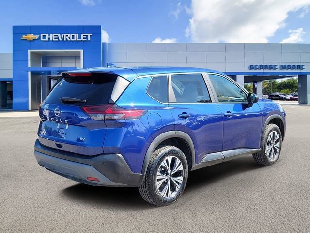 Used 2023 Nissan Rogue SV image 4