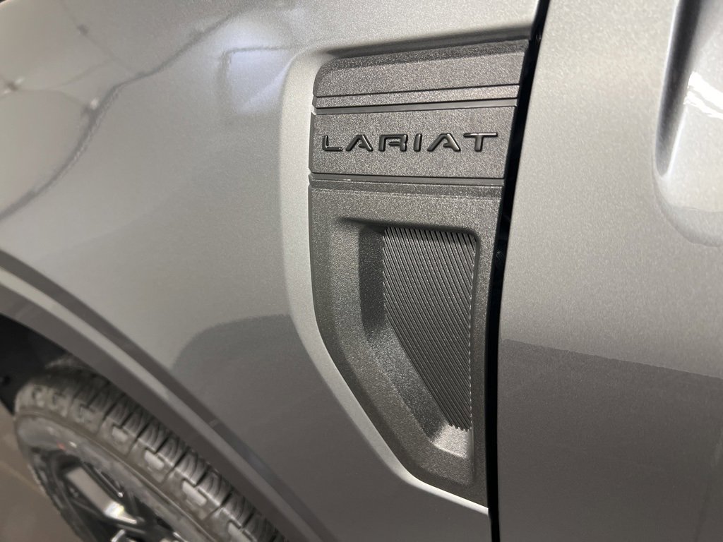 New 2026 Ford Maverick Lariat w/ Black Appearance Package image 38