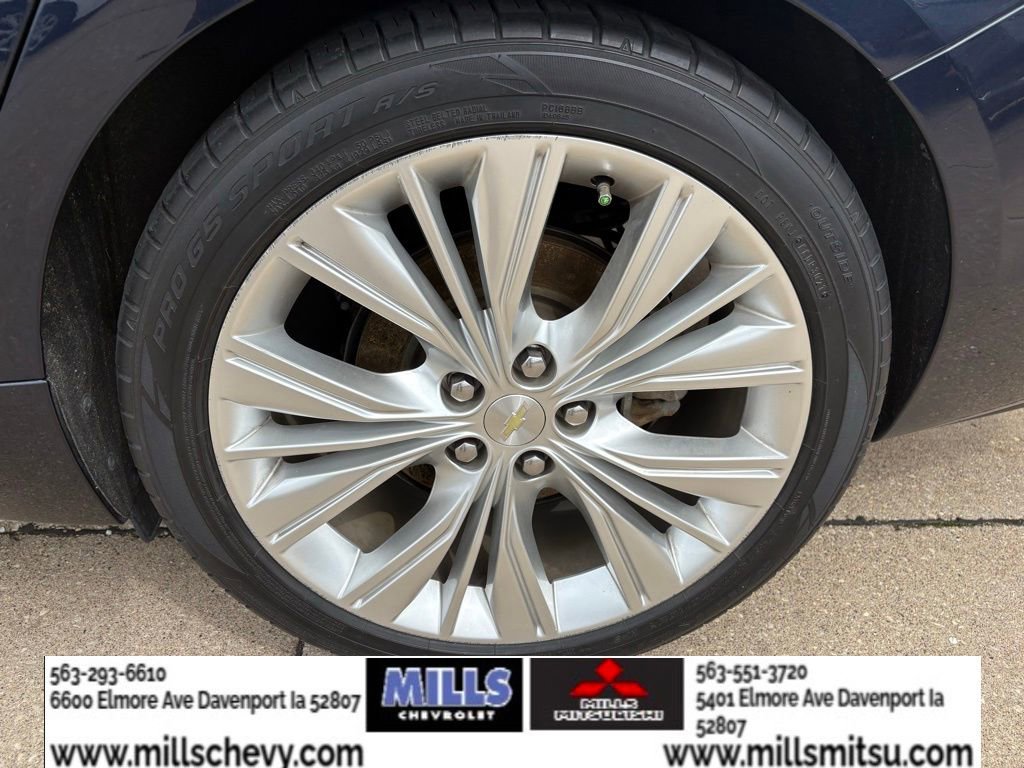 Used 2017 Chevrolet Impala Premier w/ Enhanced Convenience Package image 9
