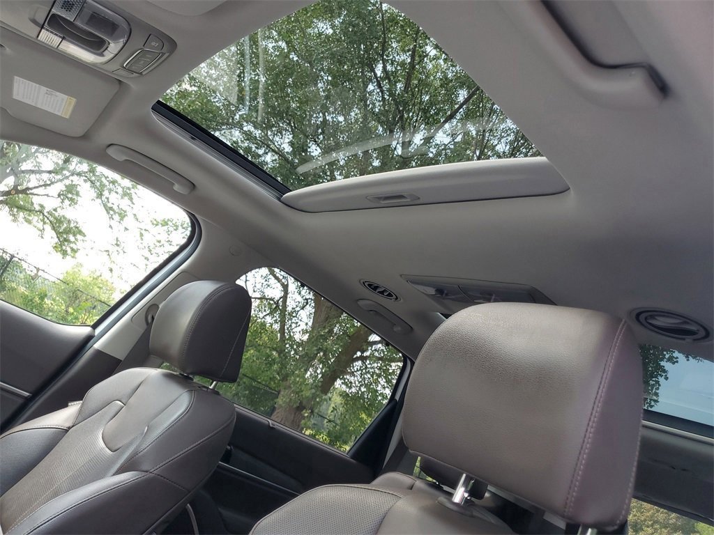 Used 2022 Kia Telluride SX w/ Towing Package image 22