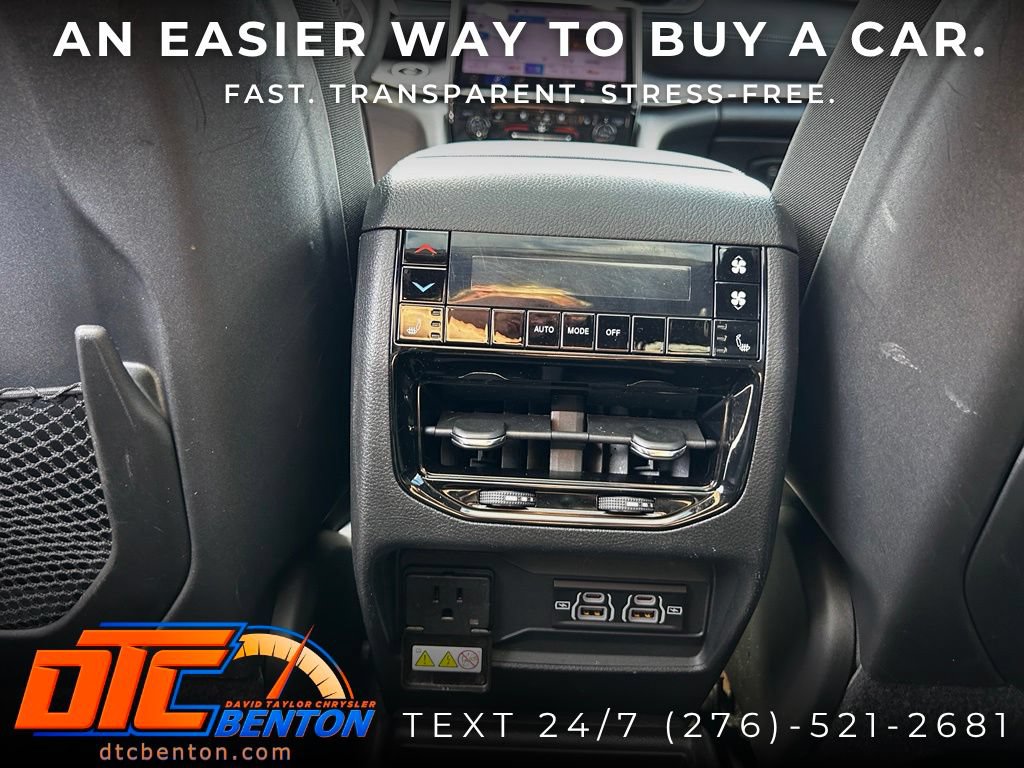 Used 2025 Jeep Grand Cherokee L Limited w/ Luxury Tech Group II AWD/4WD image 25