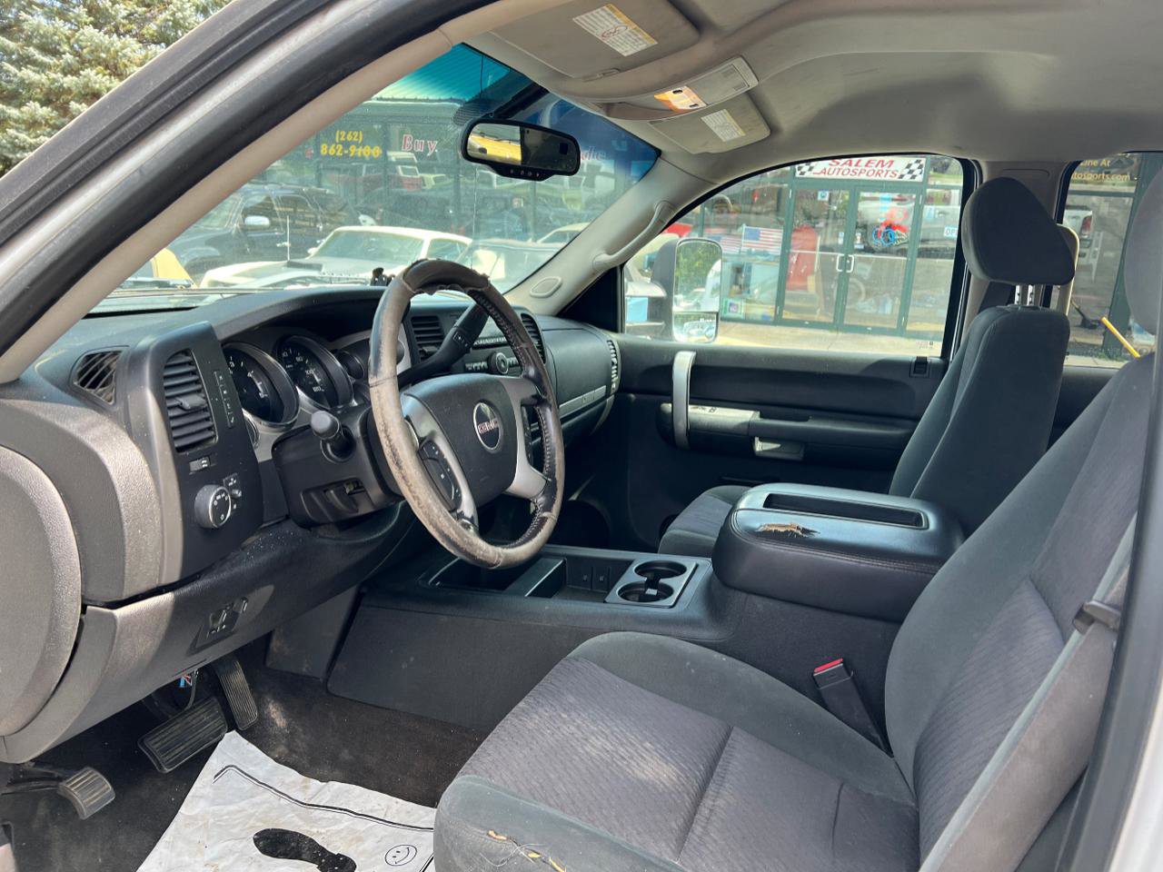 Used 2008 GMC Sierra 2500 SLE w/ SLE2 Preferred Package AWD/4WD image 6