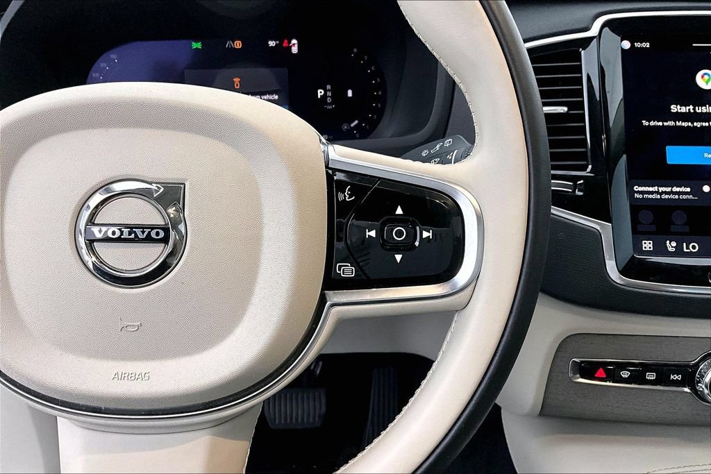 Certified 2025 Volvo XC90 B5 Plus w/ Protection Package Premier AWD/4WD image 27