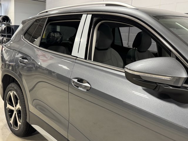 New 2026 Volkswagen Tiguan SE image 8