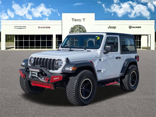 Used 2024 Jeep Wrangler Sport image 3